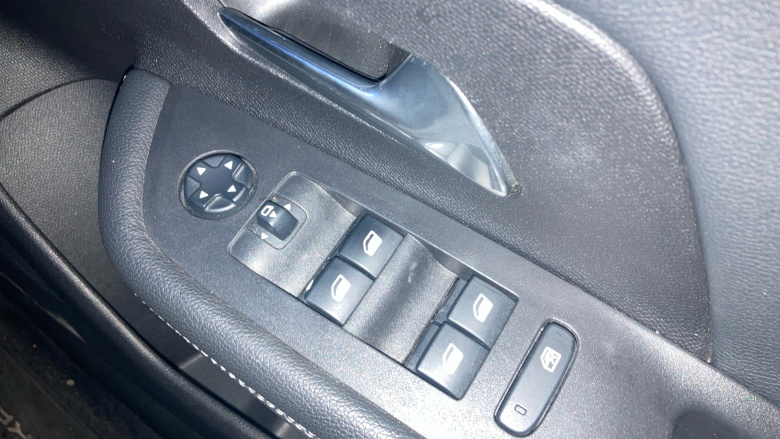 Vauxhall Mokka 1.2 Turbo SRi Nav Premium 5dr Petrol Hatchback